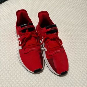 Adidas U path run